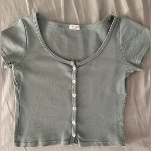 Brandy Melville button down scoop neck tee